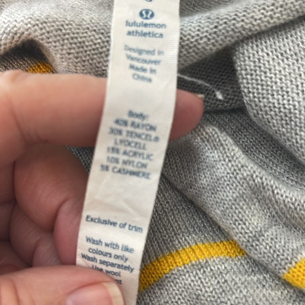 Lululemon Twist and Wrap Top Gray and Yellow Stripe Size 8 - Picture 9 of 11